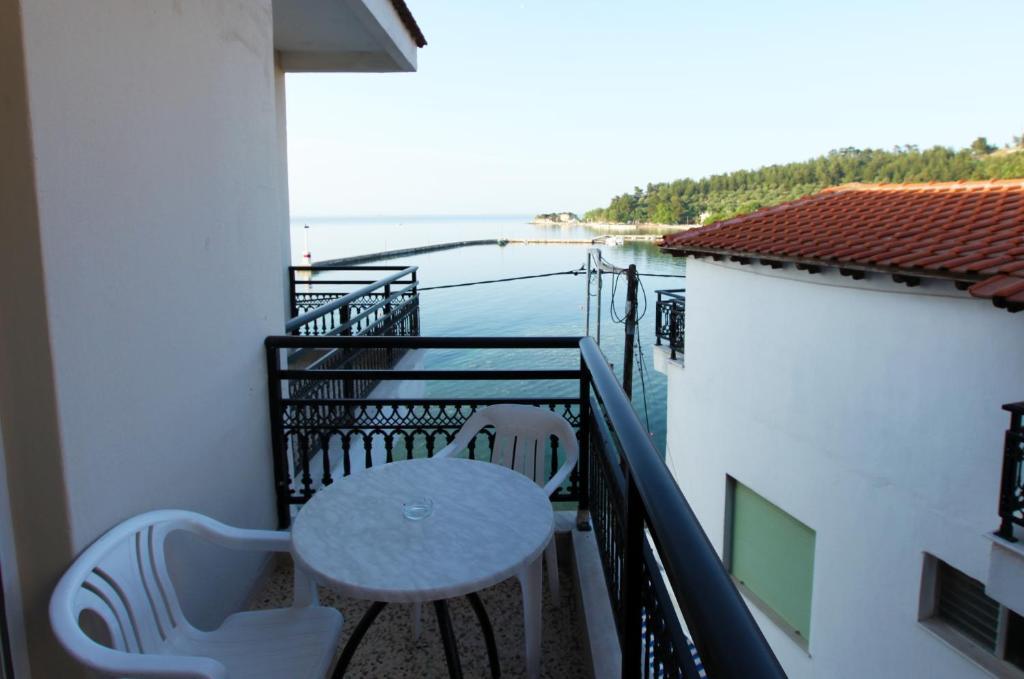 Angelica Hotel Limenas  Kamer foto