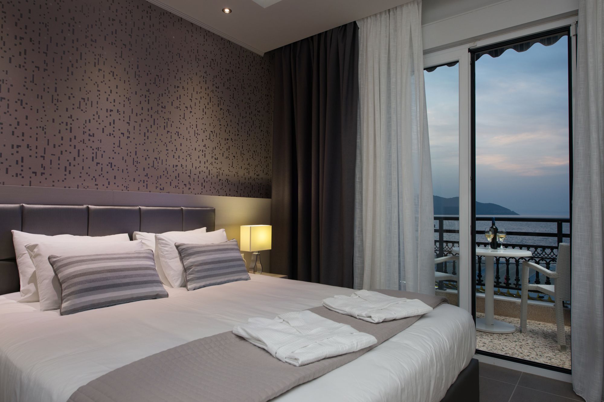 Angelica Hotel Limenas  Buitenkant foto
